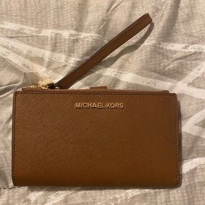 Michael Kors Wristlet